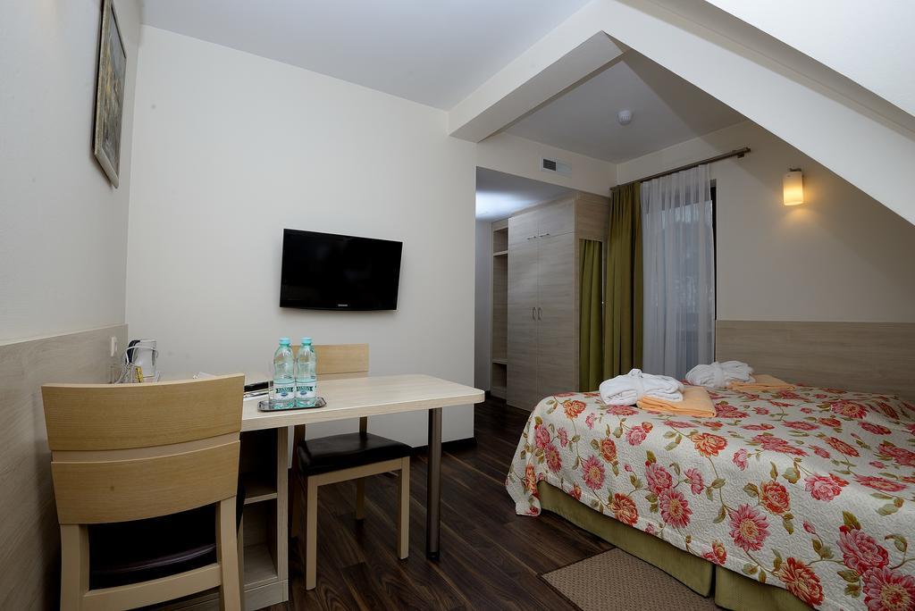Hotel Nad Przelomem Sromowce Niżne Esterno foto
